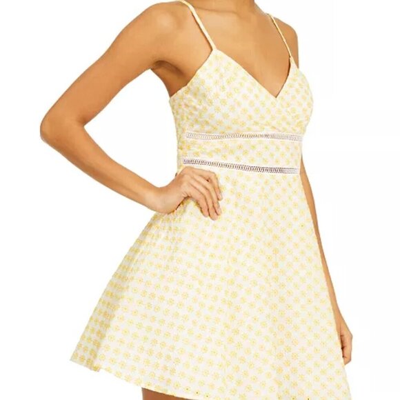 Francesca's Collections Elena Daisy Print Mini Dress, White w/Yellow Flowers, L - Picture 1 of 16